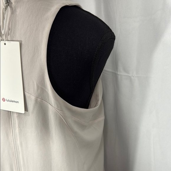 Lululemon Cream Sleeveless Shift Dress 6 NWT - Picture 12 of 12